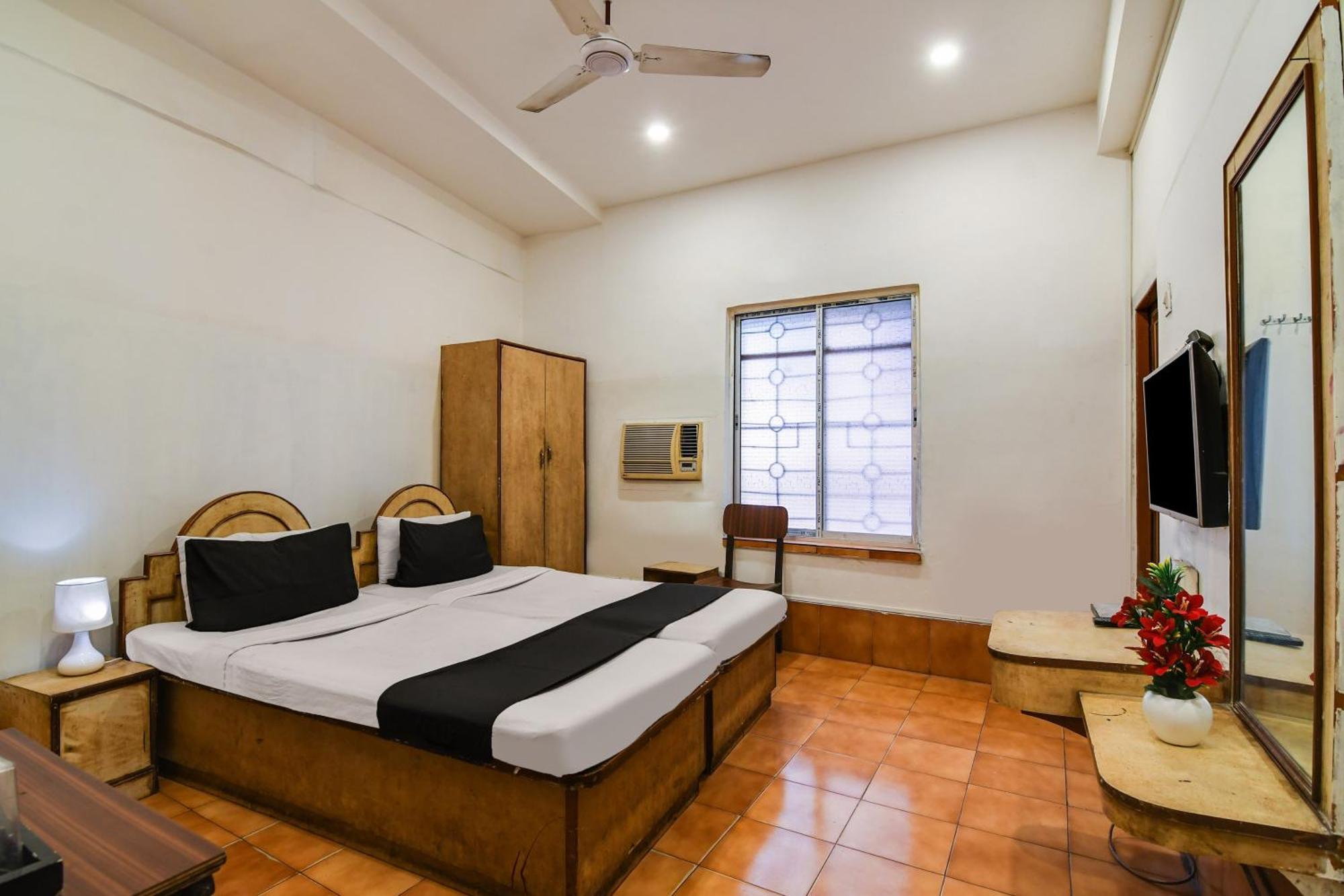 Hotel O Dinar Колката Екстериор снимка
