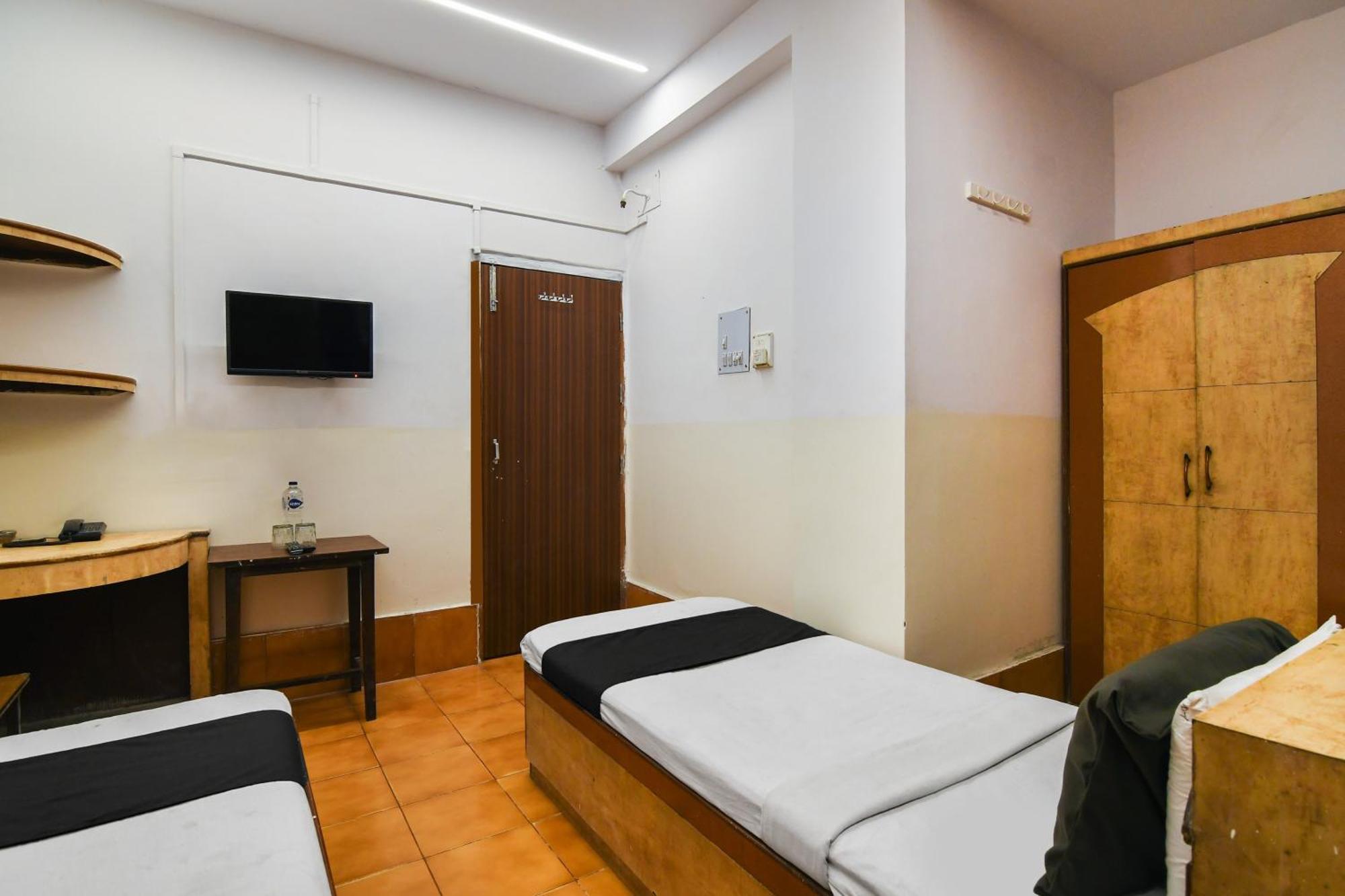 Hotel O Dinar Колката Екстериор снимка