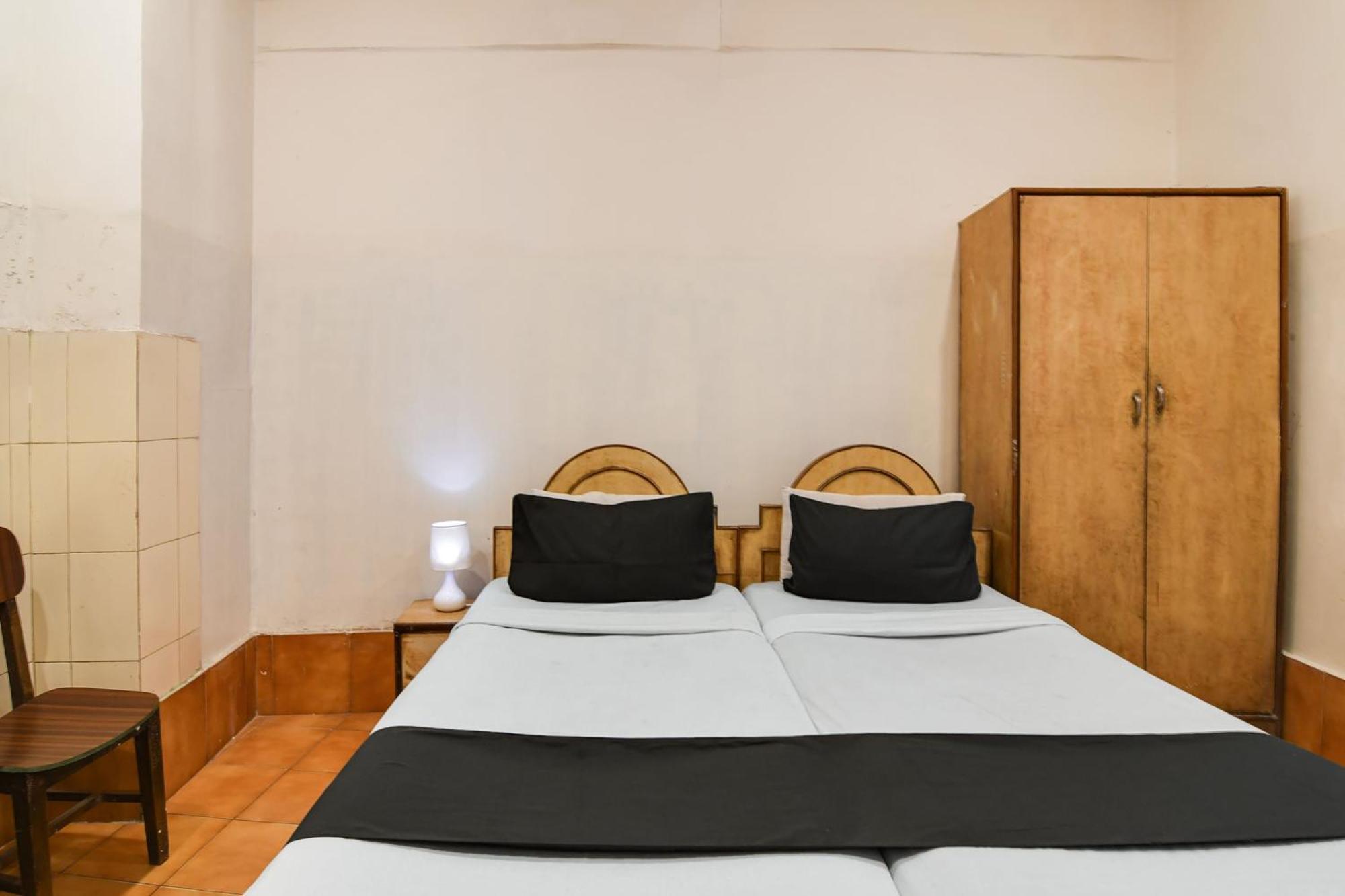 Hotel O Dinar Колката Екстериор снимка